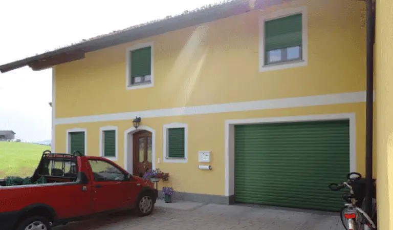 Единый стиль с оконно-дверными роллетами Единый стиль с оконно-дверными роллетами